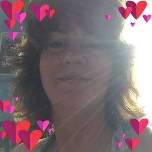 Meet your Posher, Lorraine